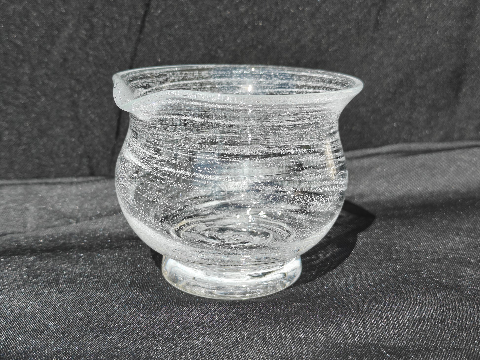 Ryukyu glass tea bowl | Takumi Kobo 琉球 匠工房